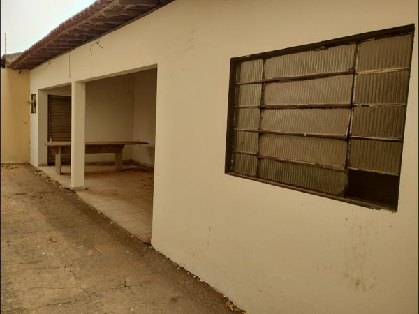 Av. Marginal  Maria Chica, 1241