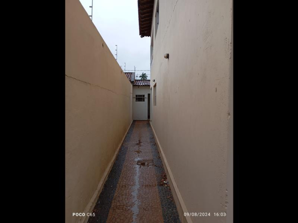 Av. Marginal  Maria Chica, 1241