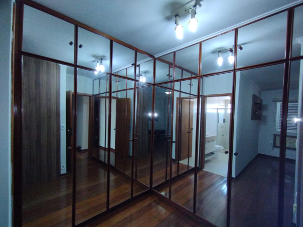 Rua Santa Clara, 447  -  6º Andar
