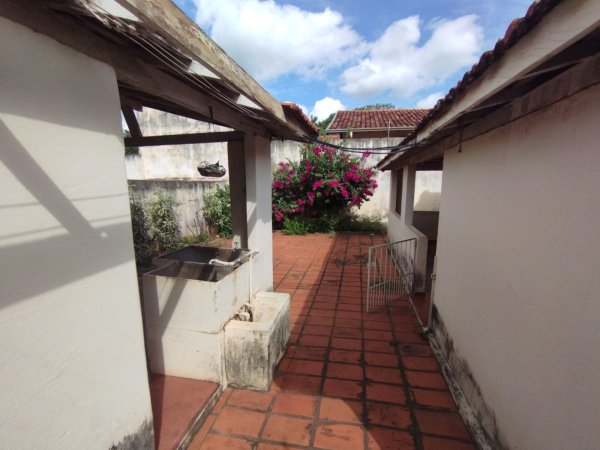 Rua 13 de Maio, 973