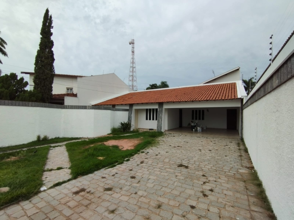 Rua dos Jequitibás, 67