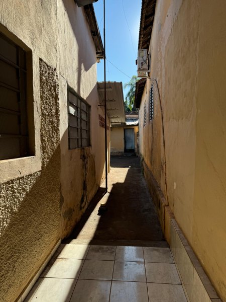 Rua Irmãos Chrisóstomo de Oliveira, 42