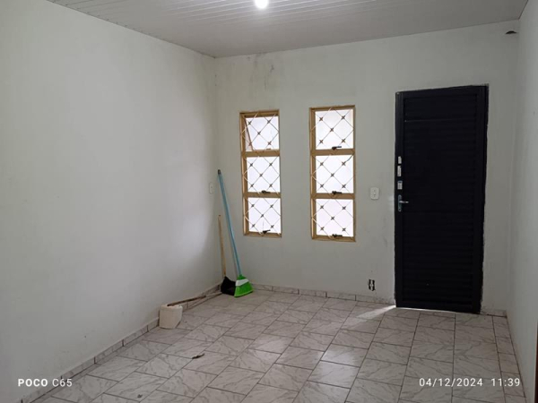 Rua Luiz Eduardo Nadai Alberton, 1760