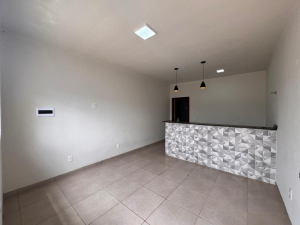 Estrada do Pereirinha, 475  