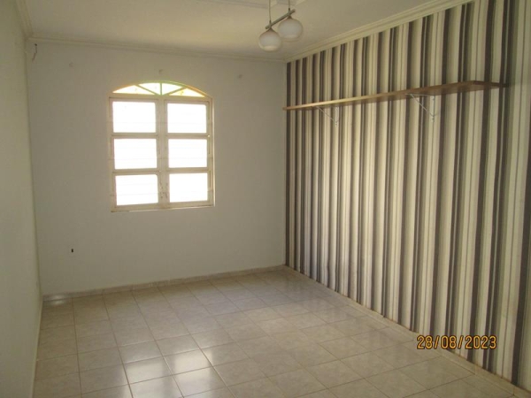 Rua Honorato Lopes, 14