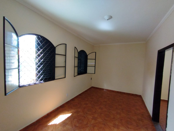 Av Eugenia Montrazi, 109