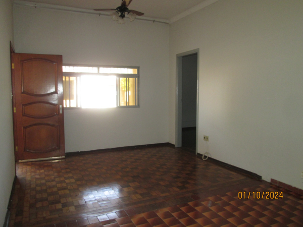 Rua 13 de Maio, 481..