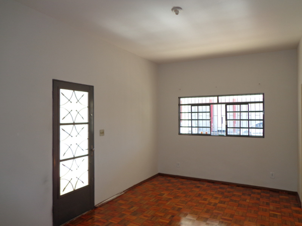Rua Ramalho Franco, 964.