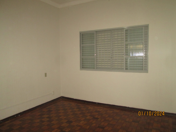 Rua 13 de Maio, 481..