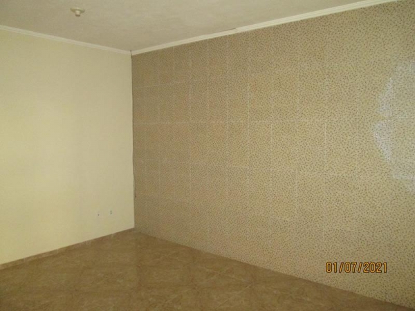 Rua Duarte Ferreira Canha, 335 Fds