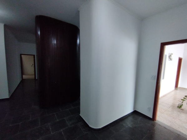 Rua dos Jequitibás, 67