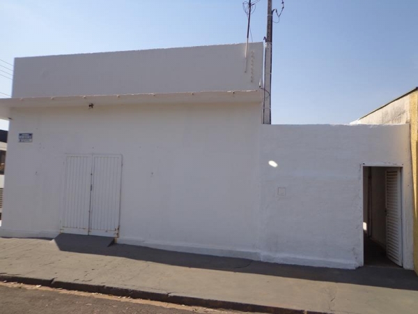 Av. Antonio Veronese, 84