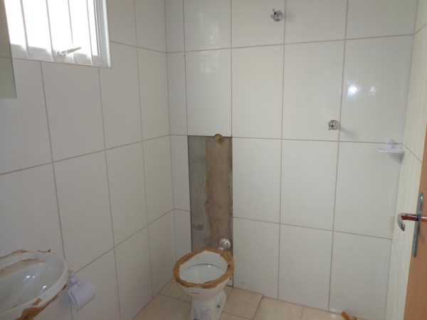  Av. Adelino Veronese, 830                            