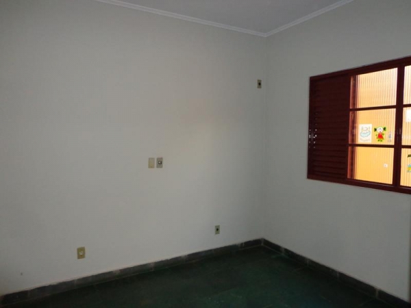 Rua Treze de Maio, 838