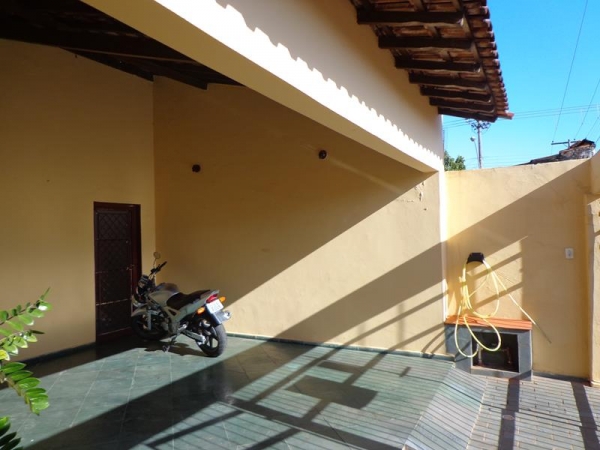 Rua Treze de Maio, 838