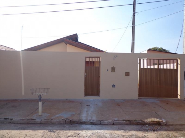 Av. Lindório Eduardo de Castilho, 476