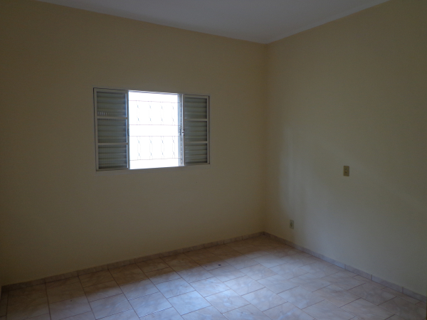 Rua Belmiro Lopes, 75