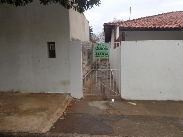 Rua Ivan Carlos Zanutto, 51 Fundos