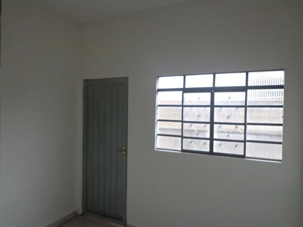 Rua Ivan Carlos Zanutto, 51 Fundos