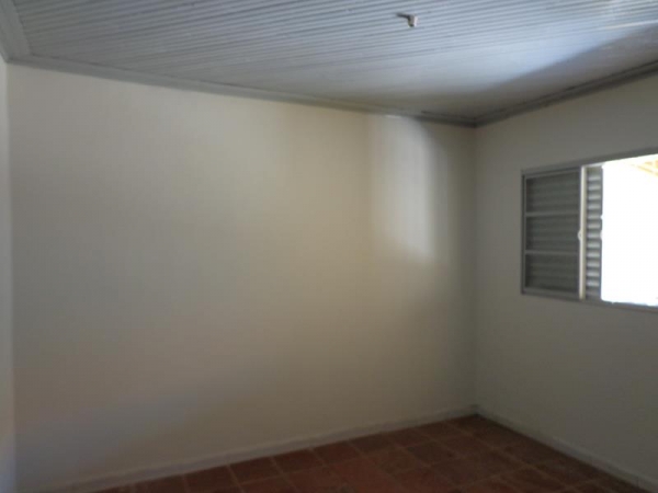 Rua Segisfredo Pesqueiro, 241 Fundos