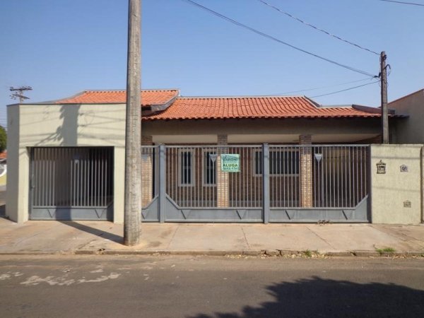 Rua Joaquim V. Padial, 924