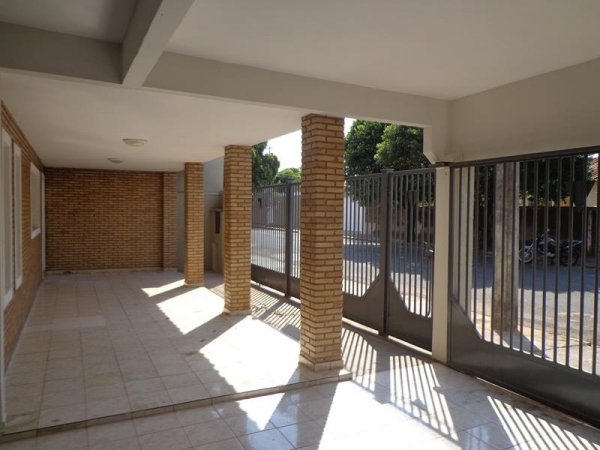 Rua Joaquim V. Padial, 924