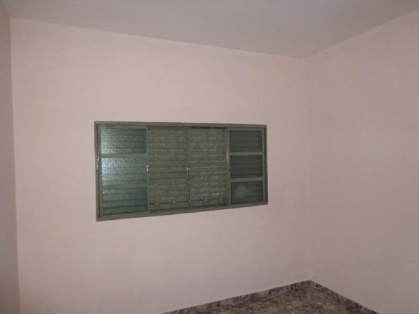 Rua Joaquim V. Padial, 924