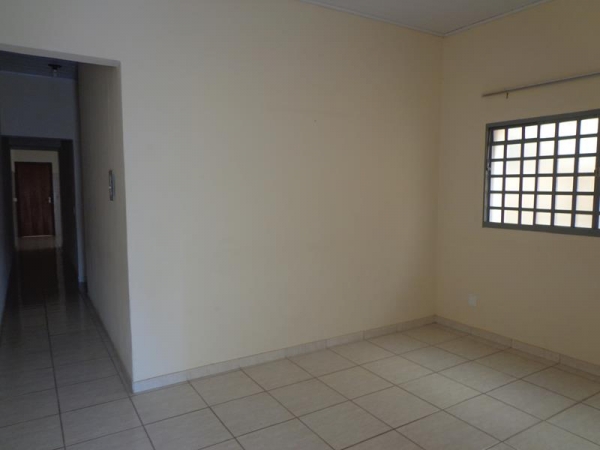 Rua Altino Vaz de Melo, 350