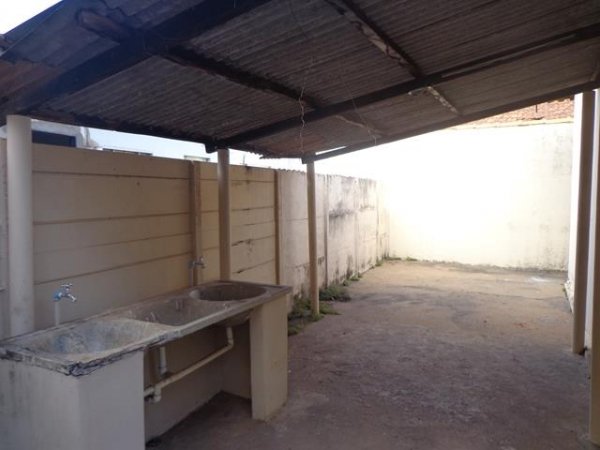 Rua Duarte Ferreira Canha 272