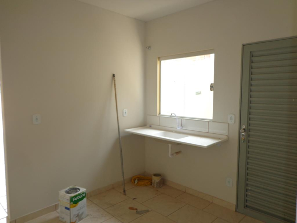 Av. Santa Casa, 2029