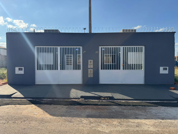 Av. Vereador Fernando de Campos Arruda, 31 e 35
